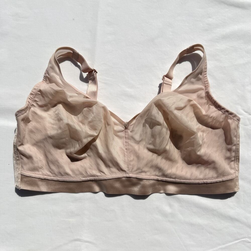 Wacoal Elevated Allure Unlined Wire Free Bra 40DDD Beige 852336